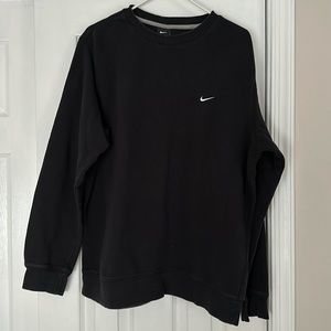 Nike Men’s crewneck sweatshirt. Size XL
